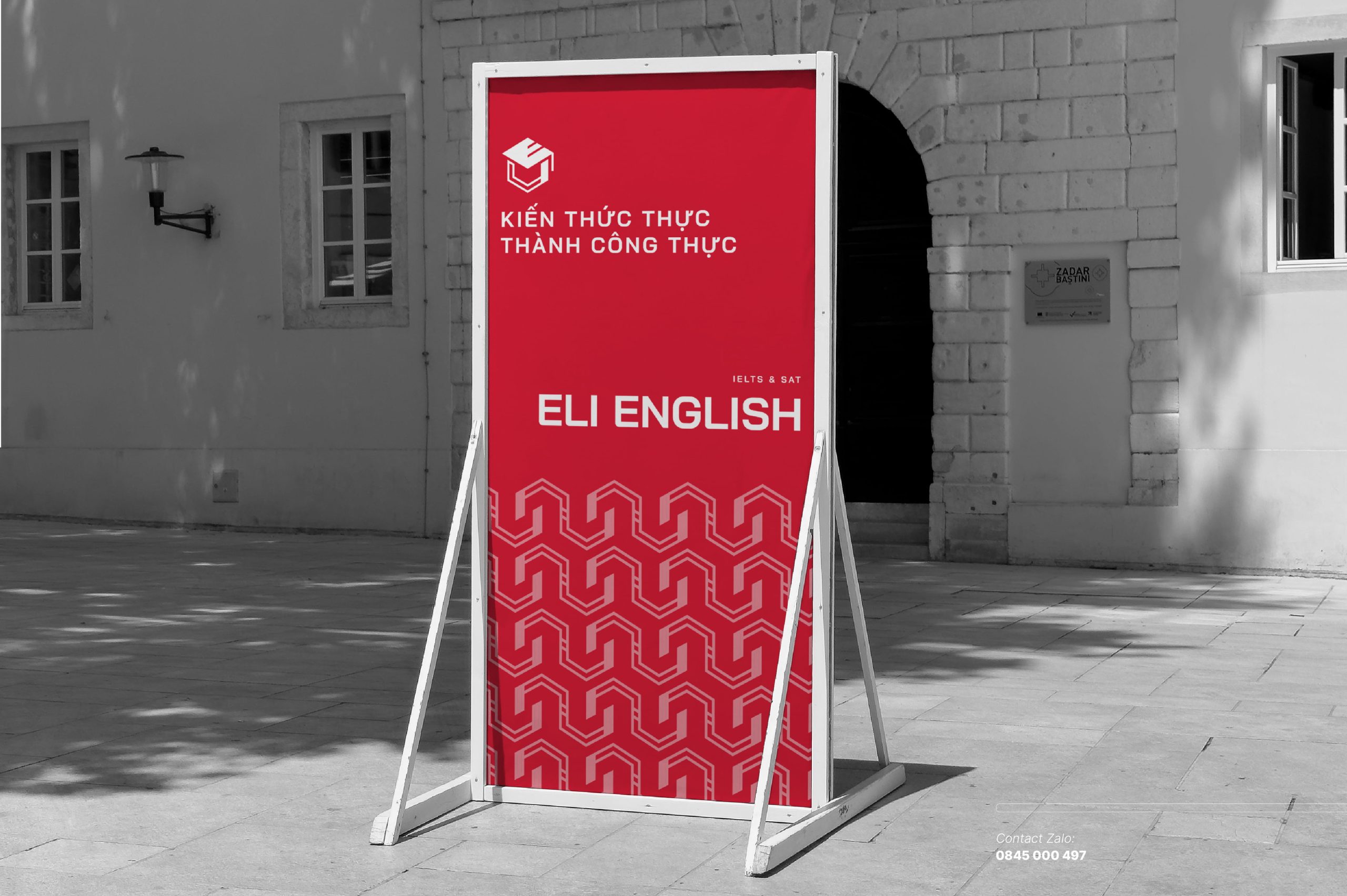 Standee ELI English